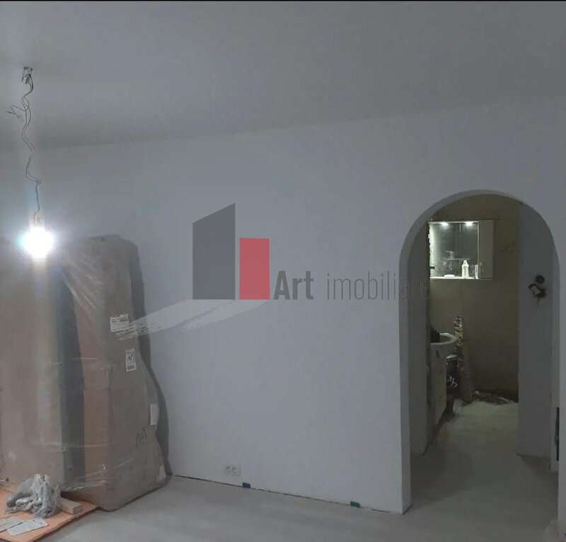 Drumul Gazarului, Giurgiului, vanzare apartament 2 camere semidecomandat.